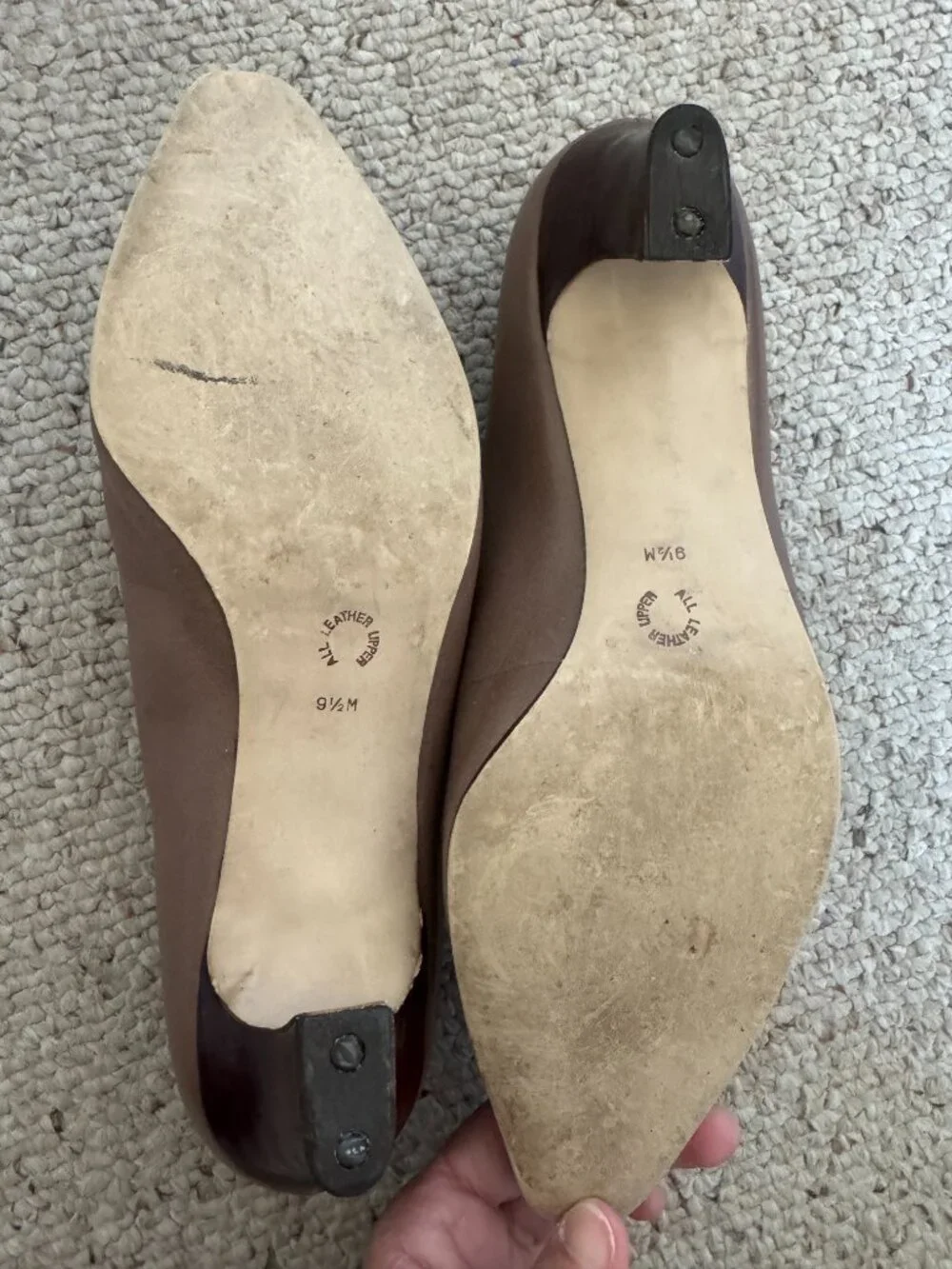 Nine West Taupe Leather Mary Jane pumps Sz 9.5